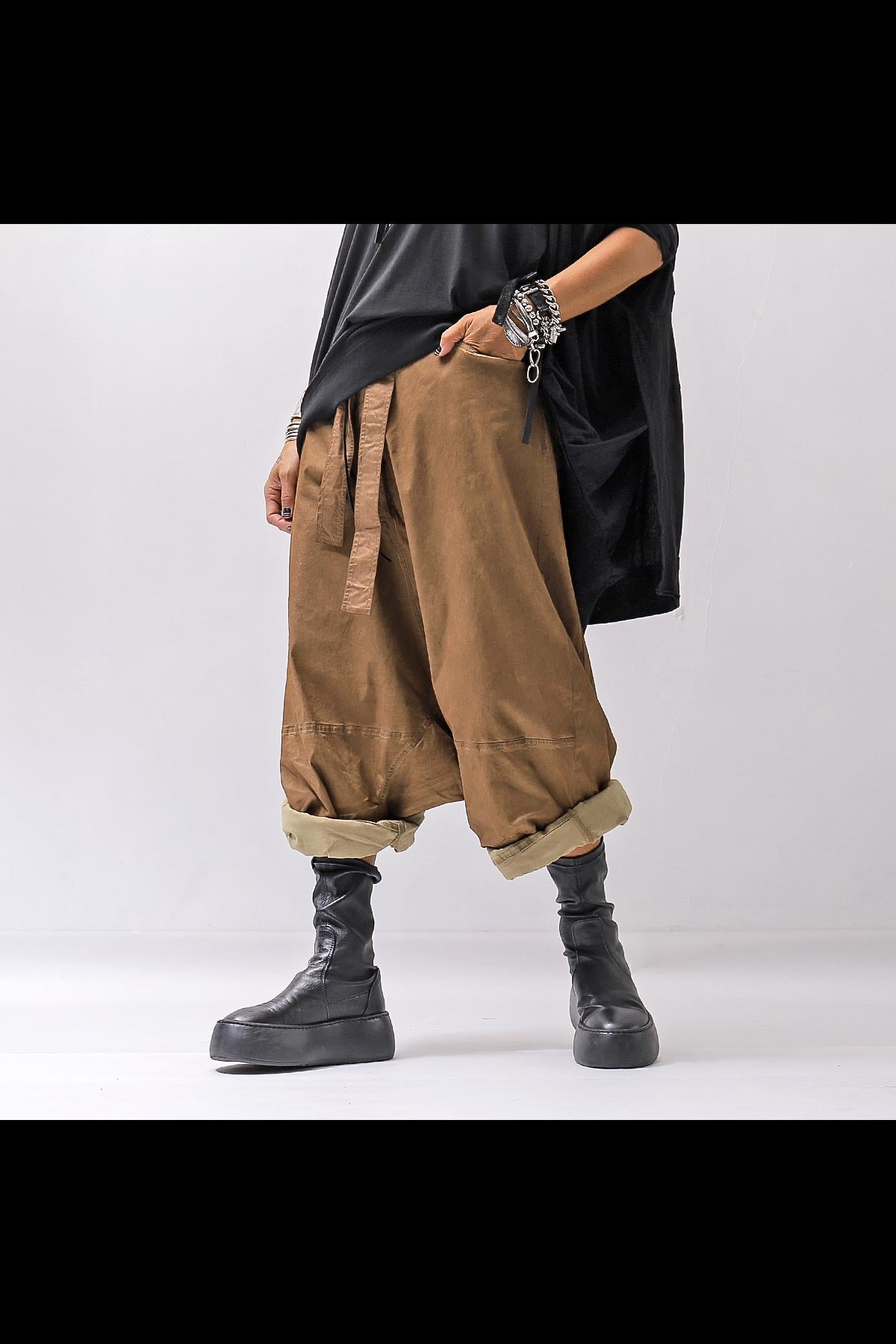 PANTS – QUADRATO Boutique