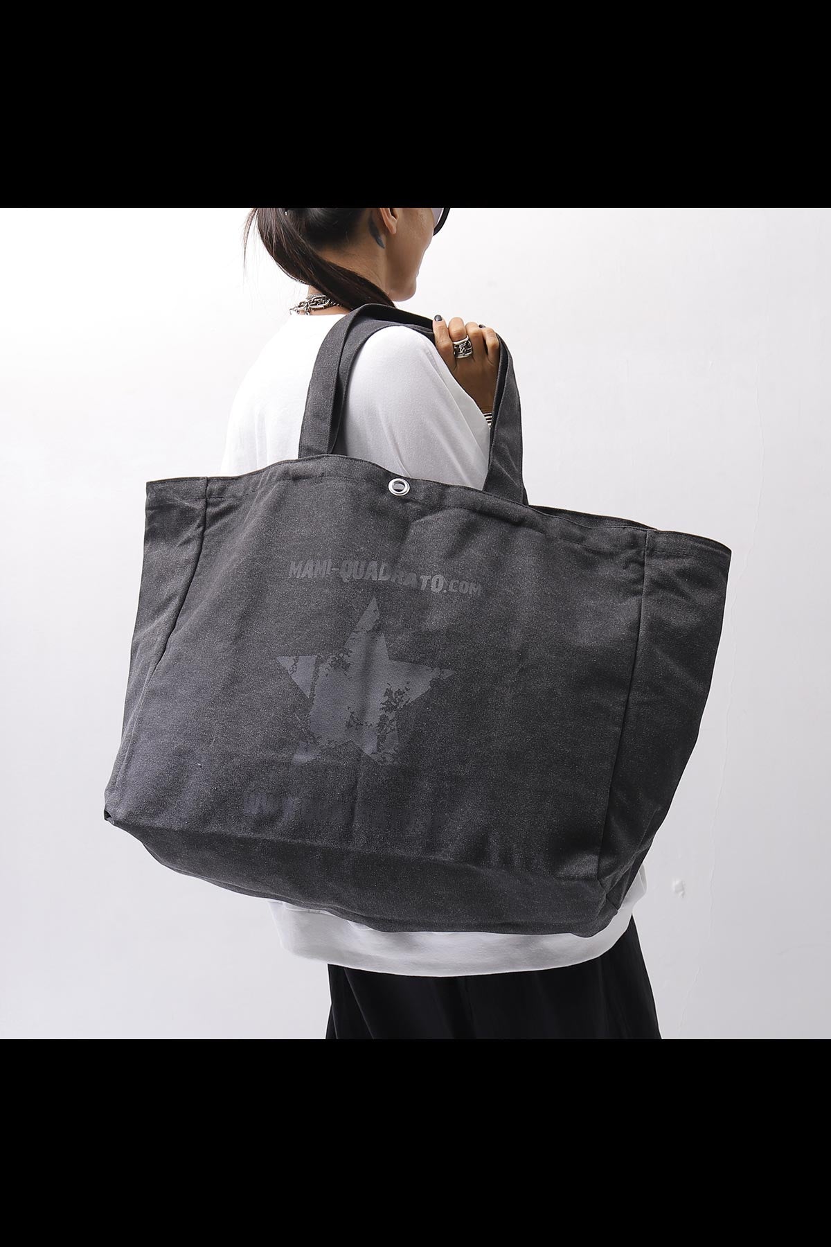 【End of SUMMER GIFT】 QUADRATO MEGA BAG_WASH BLACK