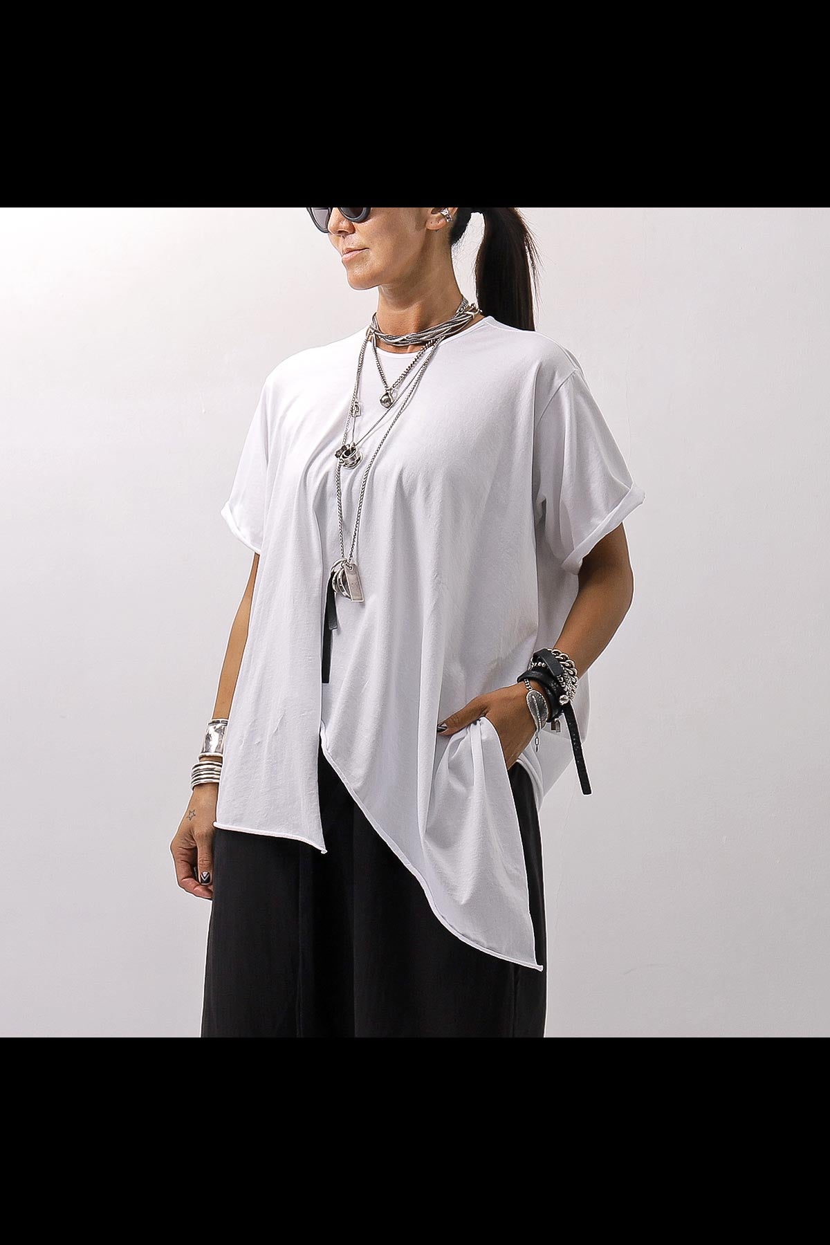 【Primordial is Primitive】 ASYMMETRY COTTON TEE 253RO_WHITE
