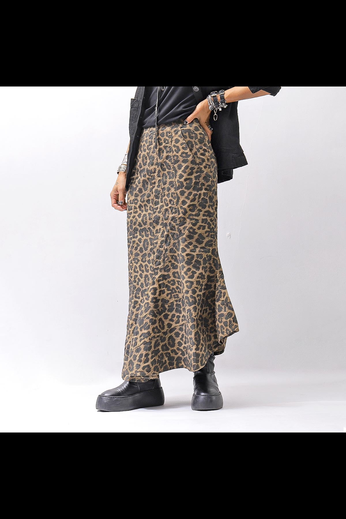 RUNDHOLZ – QUADRATO Boutique
