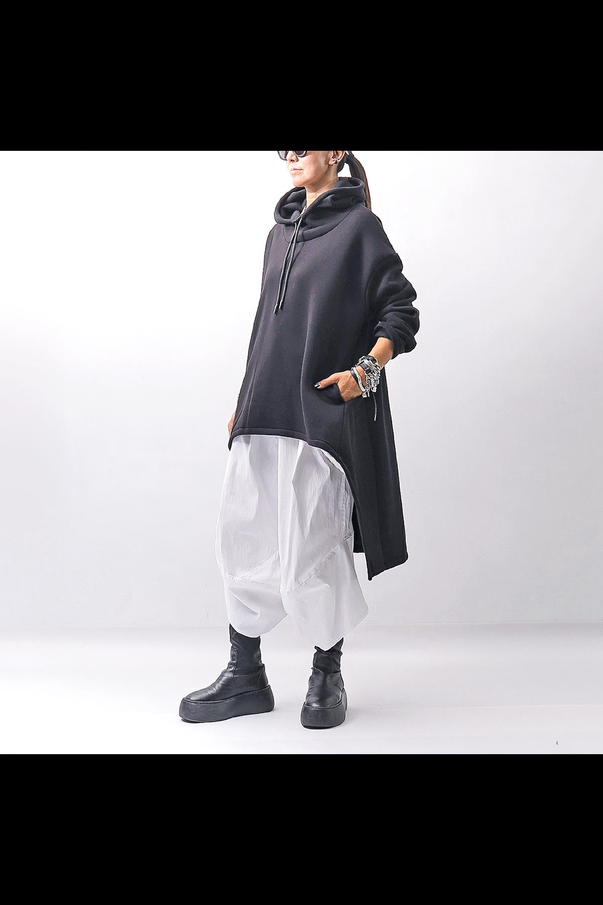 【PLÜ】 UNISEX ASYMMETRIC COTTON NEOPRENE HOODIE TOP PL11H_BLACK