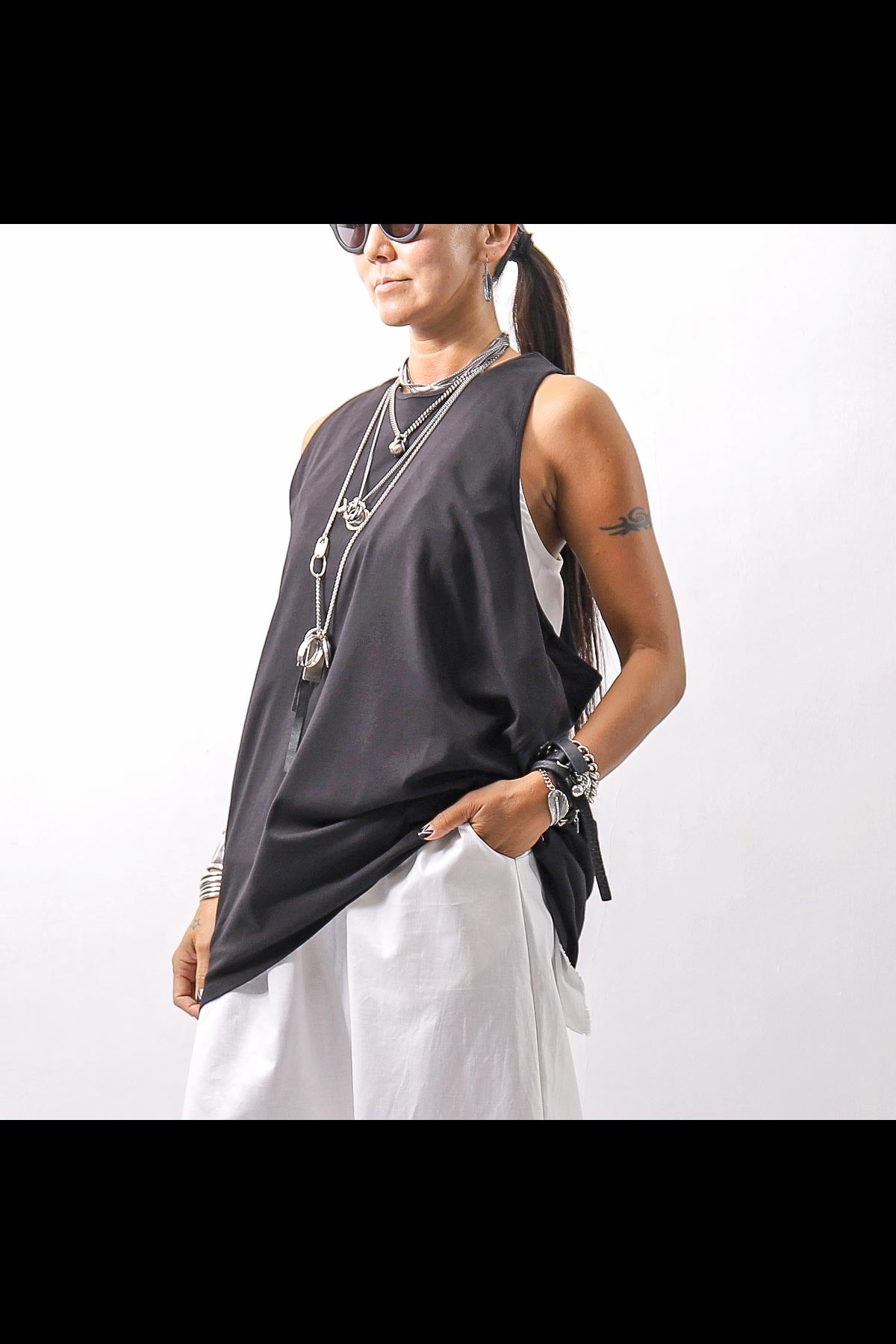 【NOSTRASANTISSIMA】 STRETCH COTTON BACK OPEN TANK TOP C150_BLACK