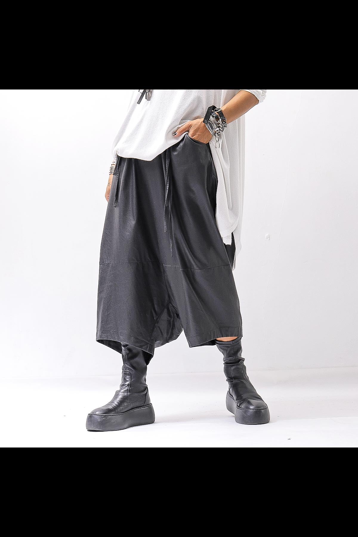 【studio b3】 UNISEX COATED LINEN＆BAMBOO BOX SARROUEL PANTS NB2123_BLACK