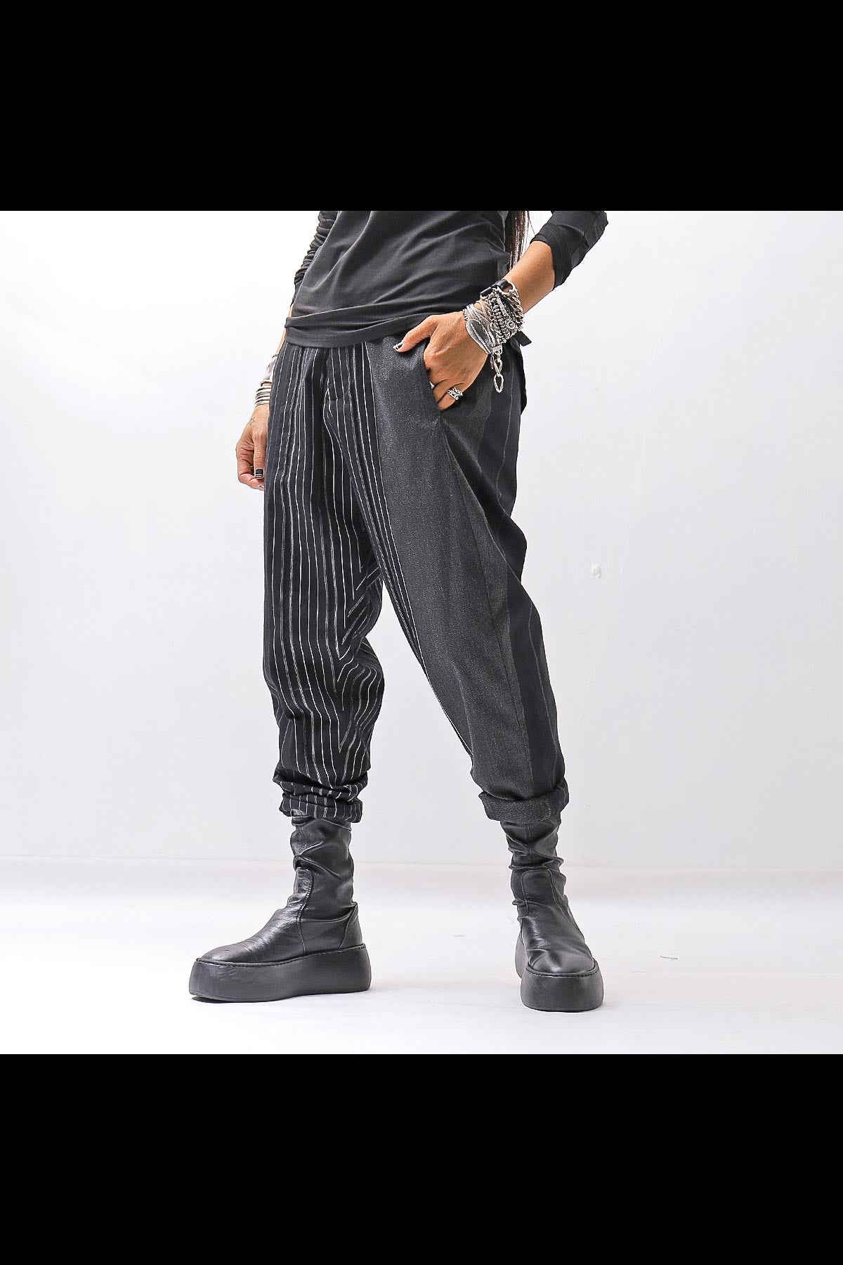 【NOSTRASANTISSIMA】UNISEX MIXED STRIPES PANTS P17_BLACK