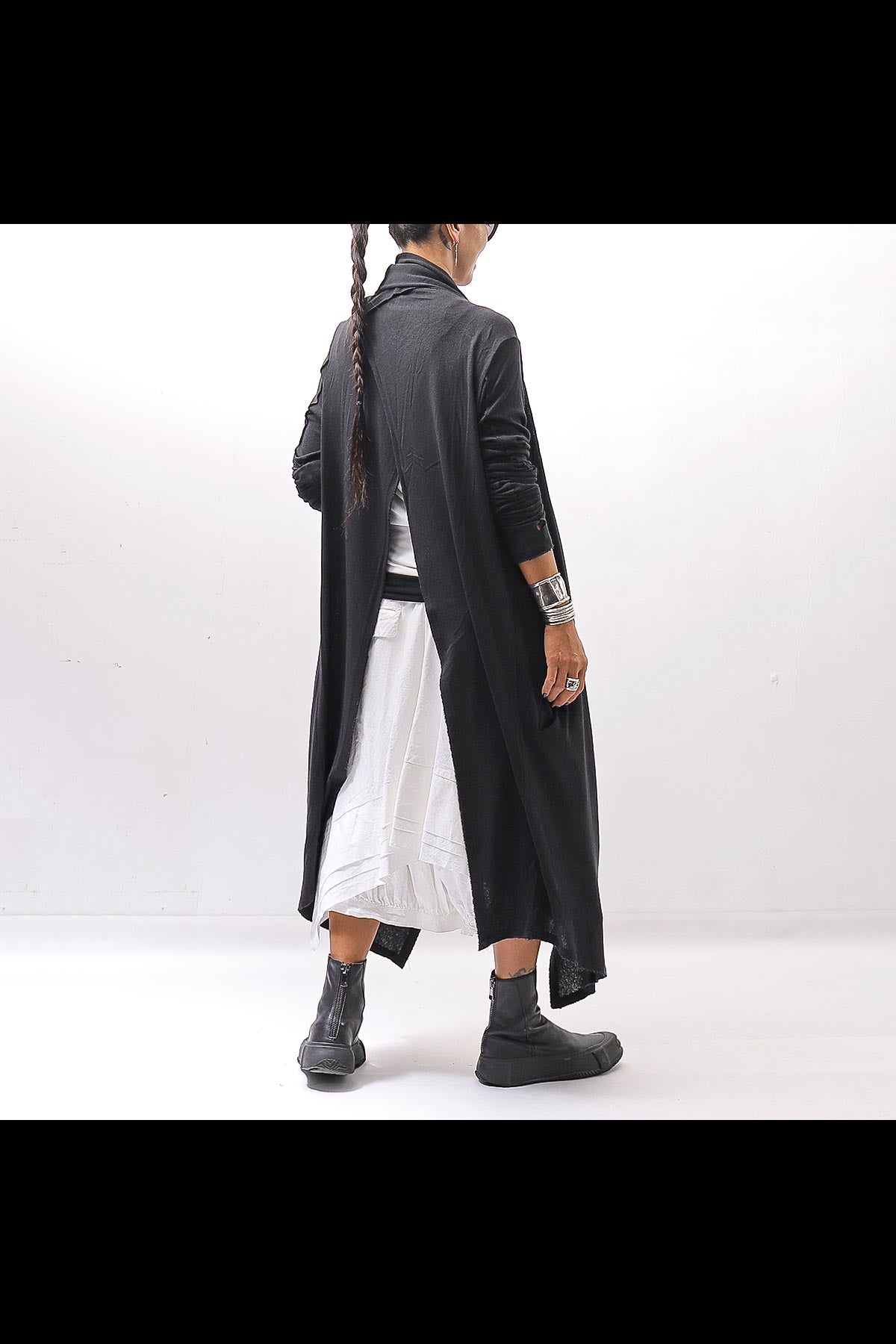 【NOSTRASANTISSIMA】 ASYMMETRY BACK CROSS CARDIGAN TS24_BLACK