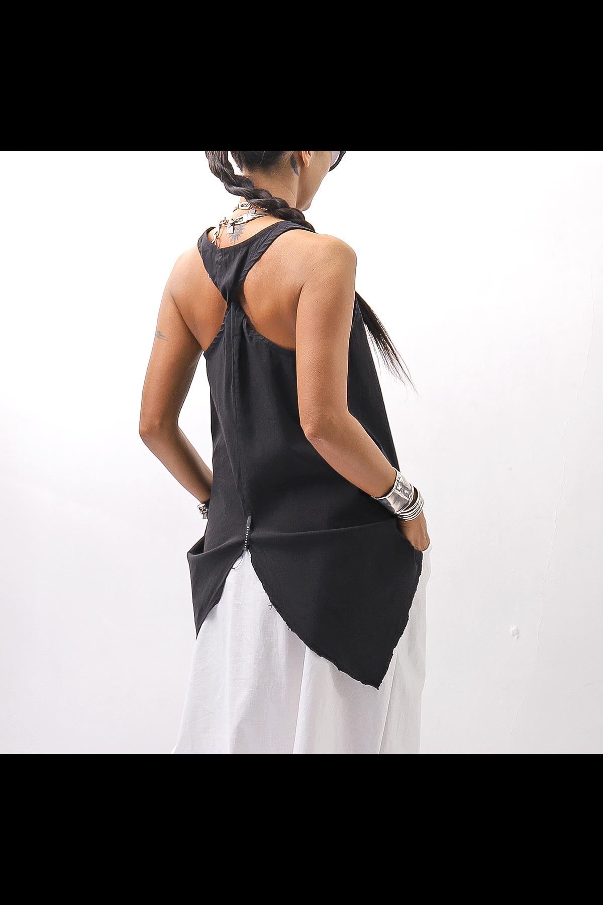 【Primordial is Primitive】 BACK CROSSED TANK TOP 413AL_BLACK