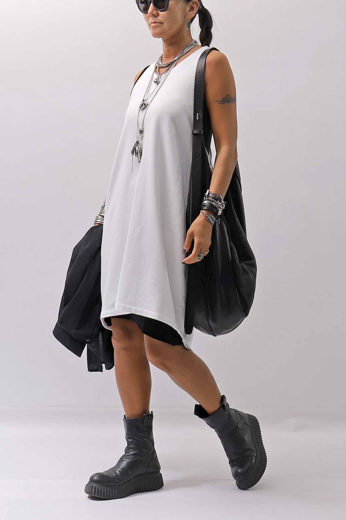 【NOSTRASANTISSIMA】 OPEN BACK LIGHT SWEAT COVER LONG TANK TOP M142_WHITE