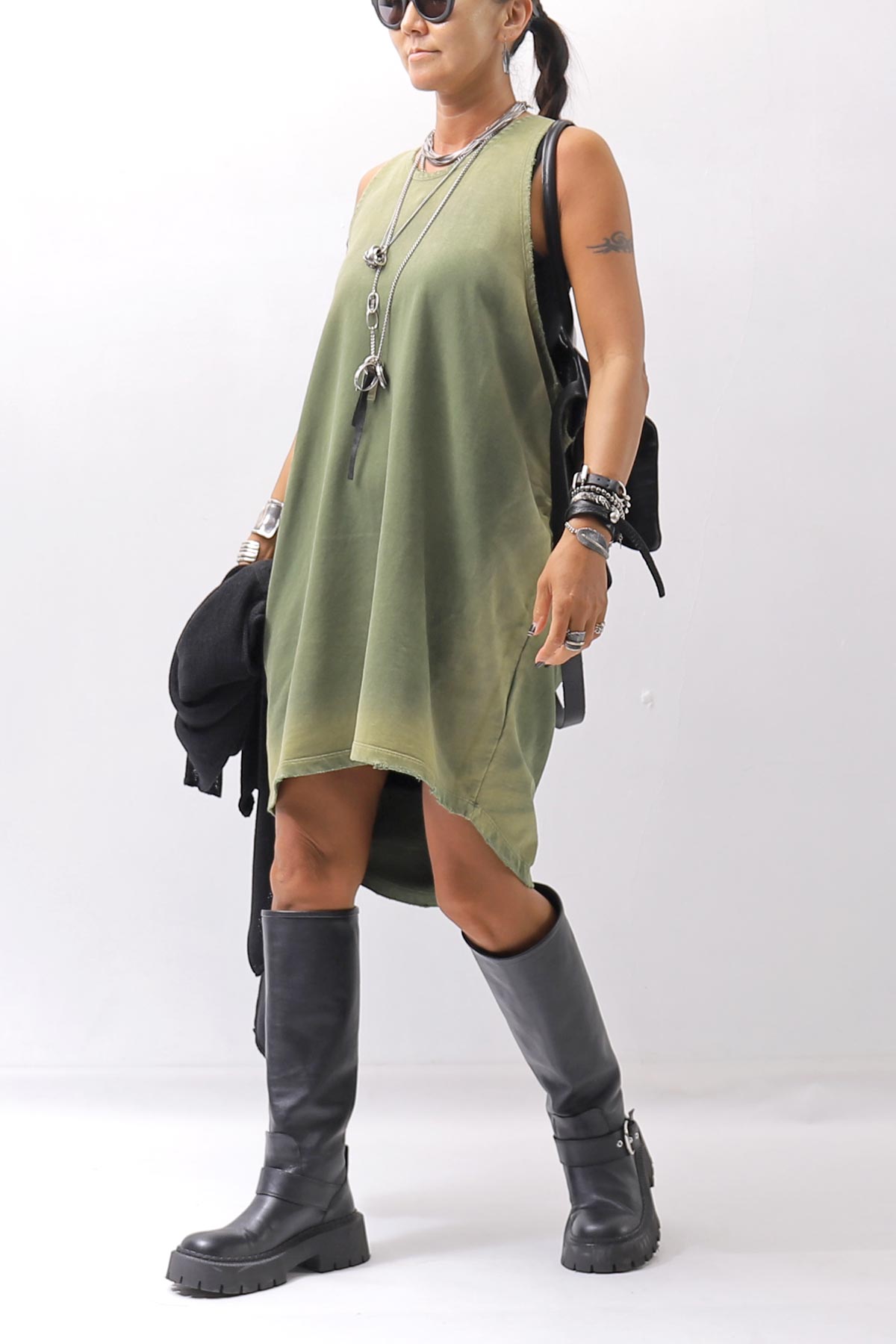 【NOSTRASANTISSIMA】 OPEN BACK LIGHT SWEAT COVER LONG TANK TOP M142_GREEN FADE