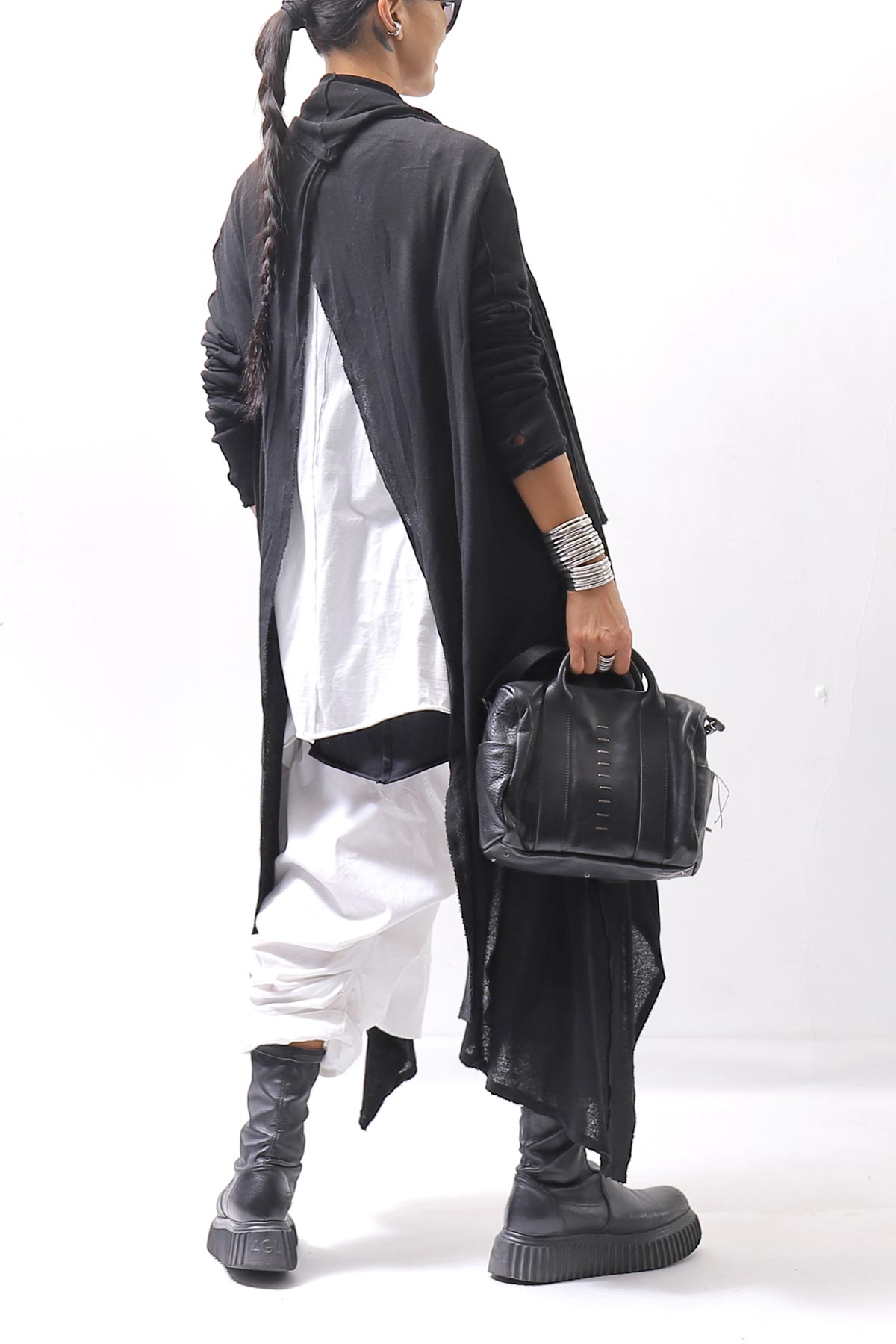 【NOSTRASANTISSIMA】 ASYMMETRY BACK CROSS CARDIGAN TS24_BLACK