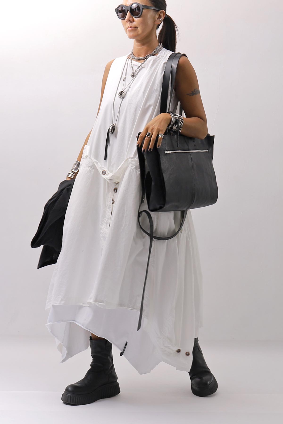 【Primordial is Primitive】 SLEEVELESS LONG DRESS 533RO_WHITE