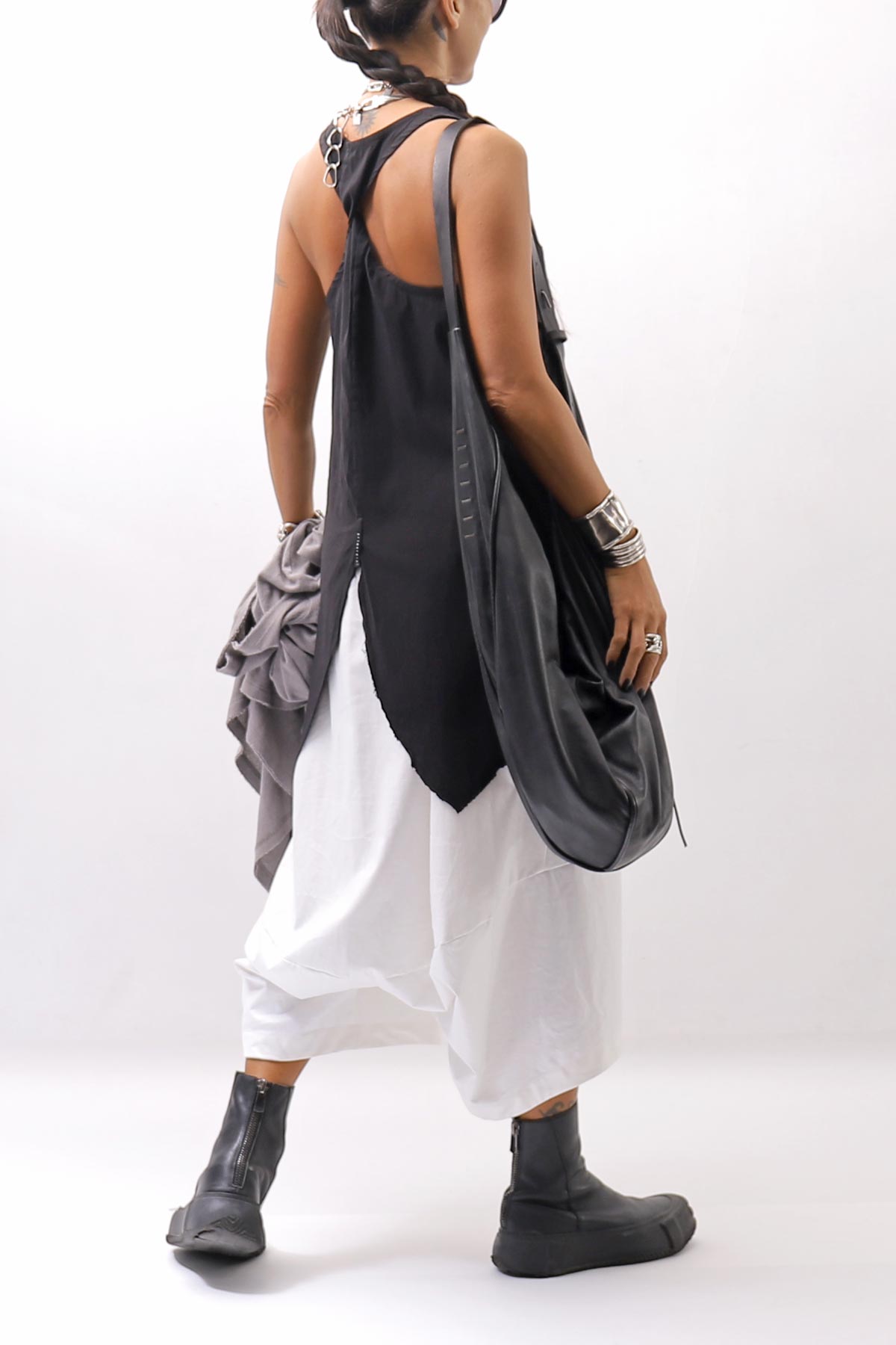 【Primordial is Primitive】 BACK CROSSED TANK TOP 413AL_BLACK
