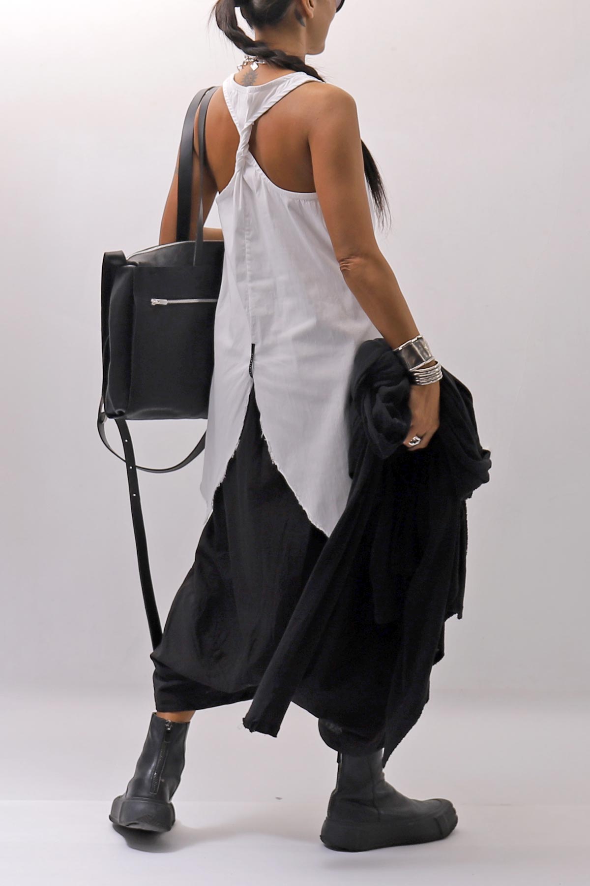 【Primordial is Primitive】 BACK CROSSED TANK TOP 413AL_WHITE