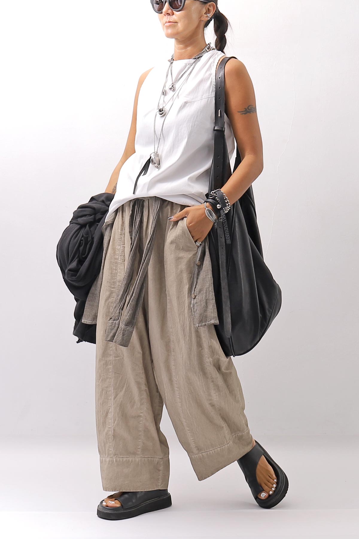 【Primordial is Primitive】 BACK CROSSED TANK TOP 413AL_WHITE