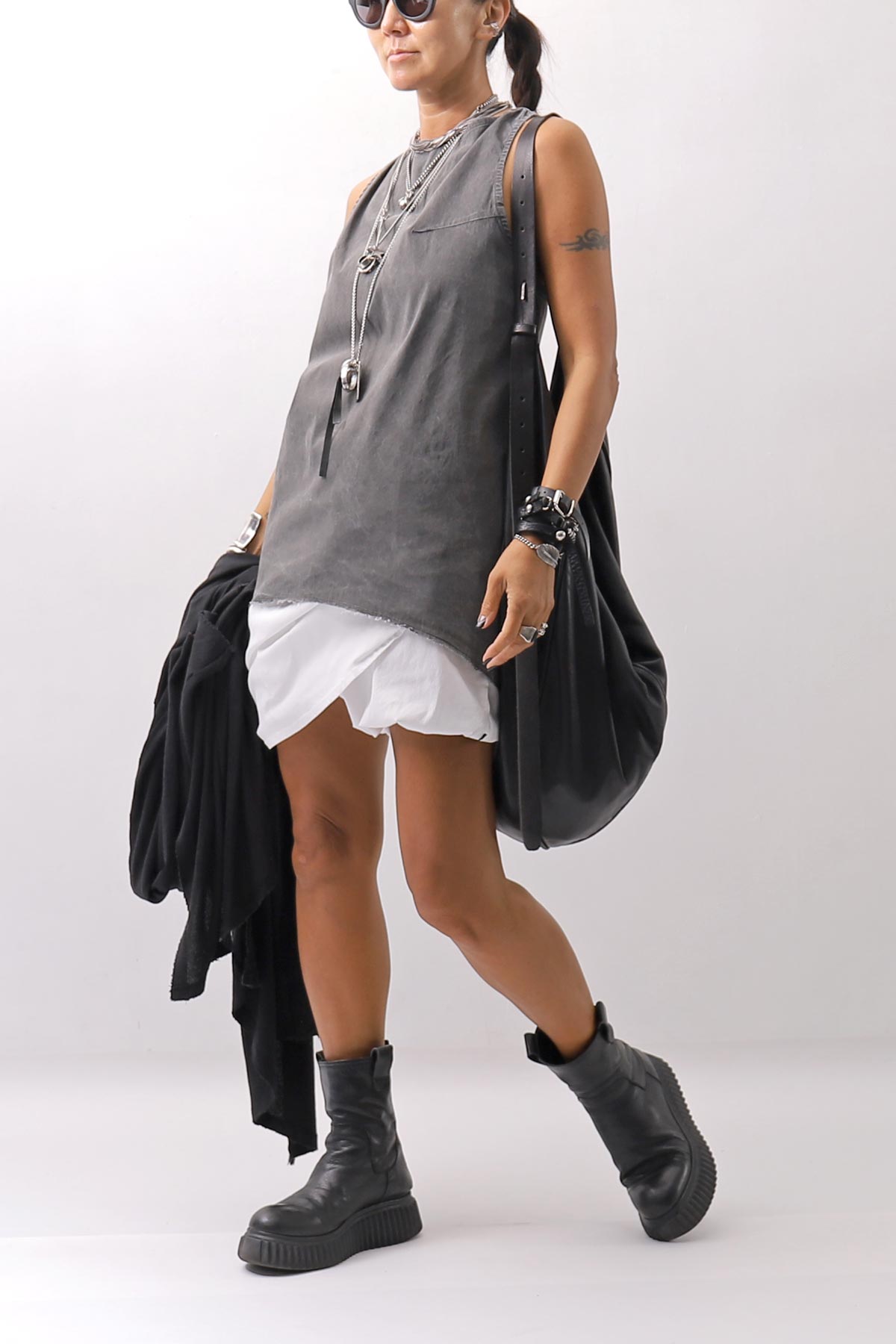 【Primordial is Primitive】 BACK CROSSED TANK TOP 413AL_GREY WASH