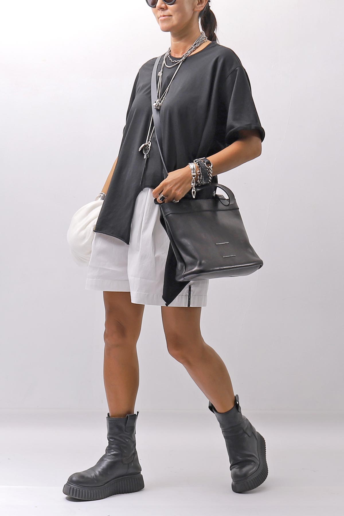 【Primordial is Primitive】 STRETCH SHORT PANTS 535AL_WHITE