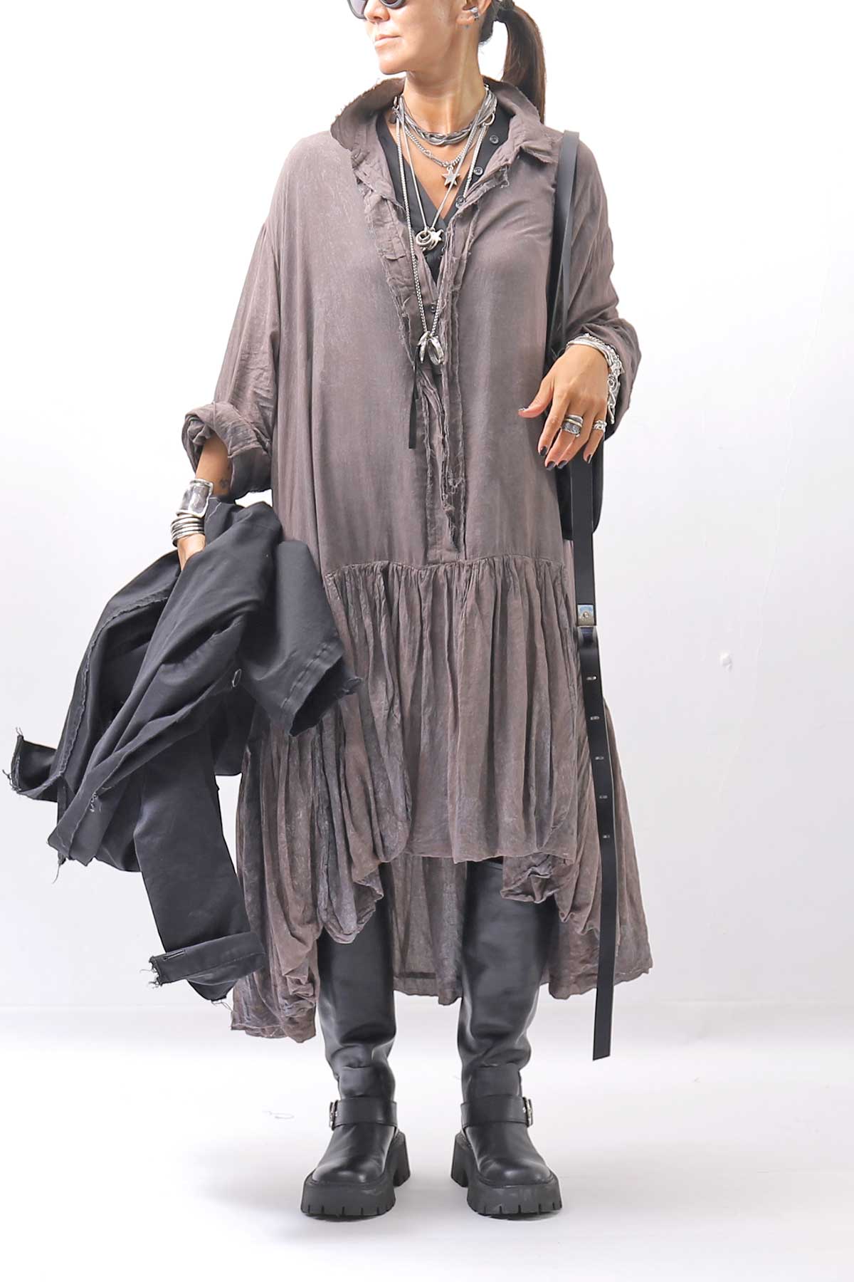 【NOSTRASANTISSIMA】 STRETCH COTTON FRONT BUTTON TOPS A124_BLACK