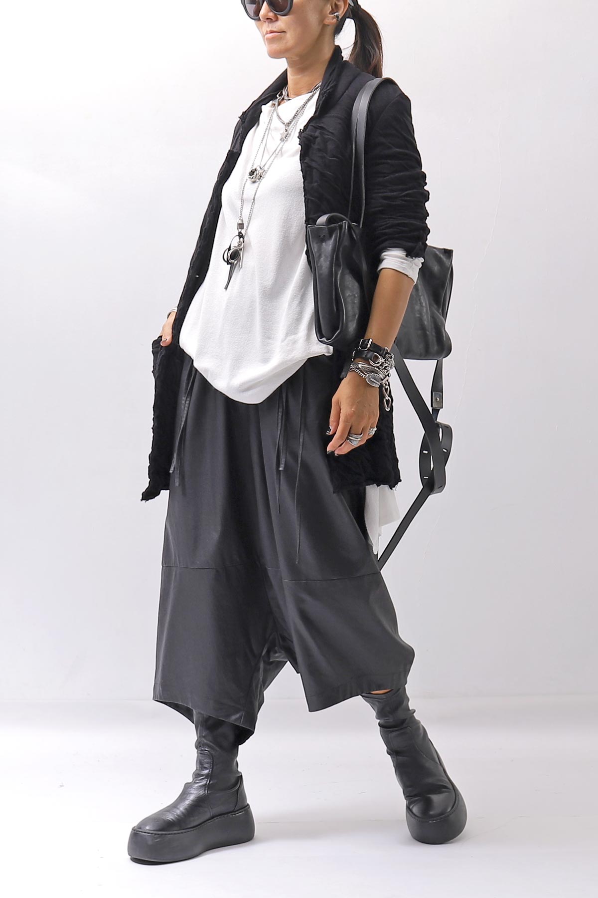 【studio b3】 UNISEX COATED LINEN＆BAMBOO BOX SARROUEL PANTS NB2123_BLACK
