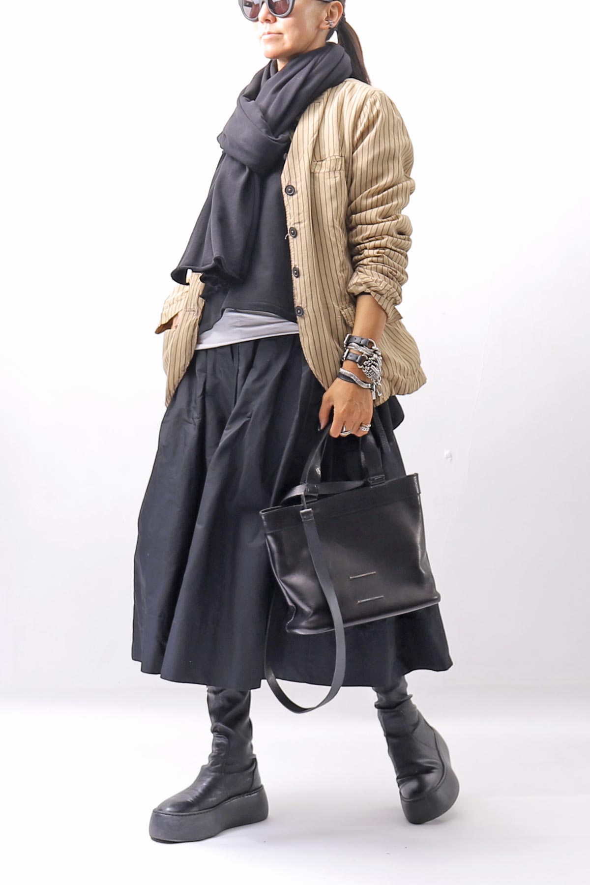 【PLÜ】 SHAPE MEMORY SKIRT PL09_BLACK