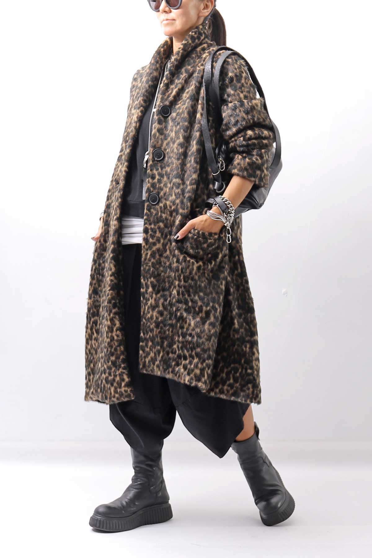 【RUNDHOLZ】 OVERSIZED ECO-FUR SHORT HAIR LEOPARD COAT_LEO JACQUARD