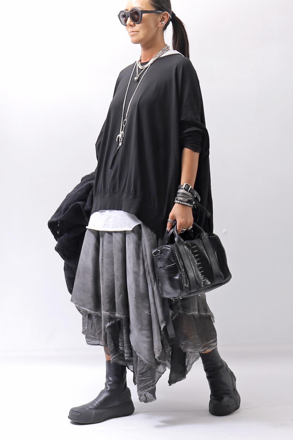 【RUNDHOLZ】 UNISEX TWIST COTTON BACK LAYERED ASYMMETRY TOP 256 0531_BLACK