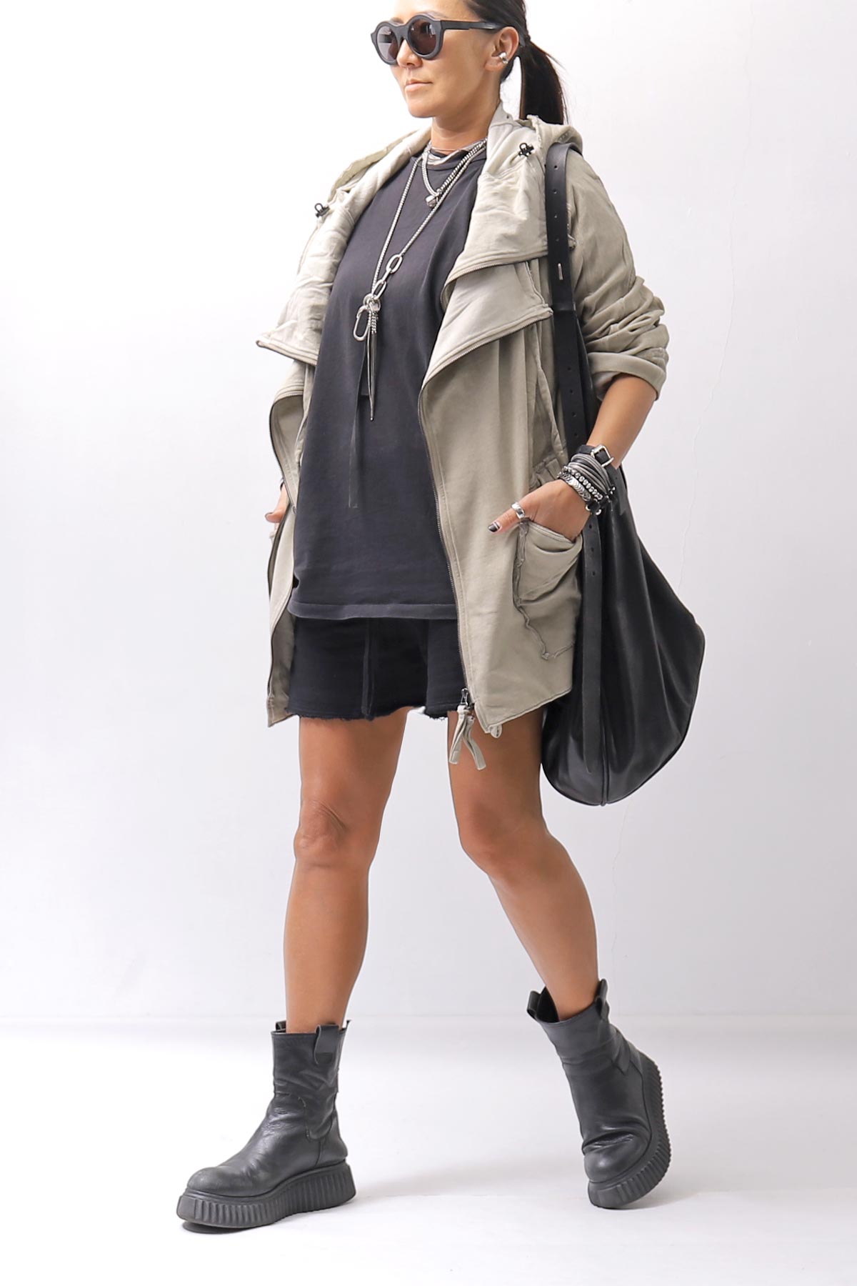 【thom/krom】 LIGHT SWEAT SIDE-CUT SHORTS WST432_BLACK