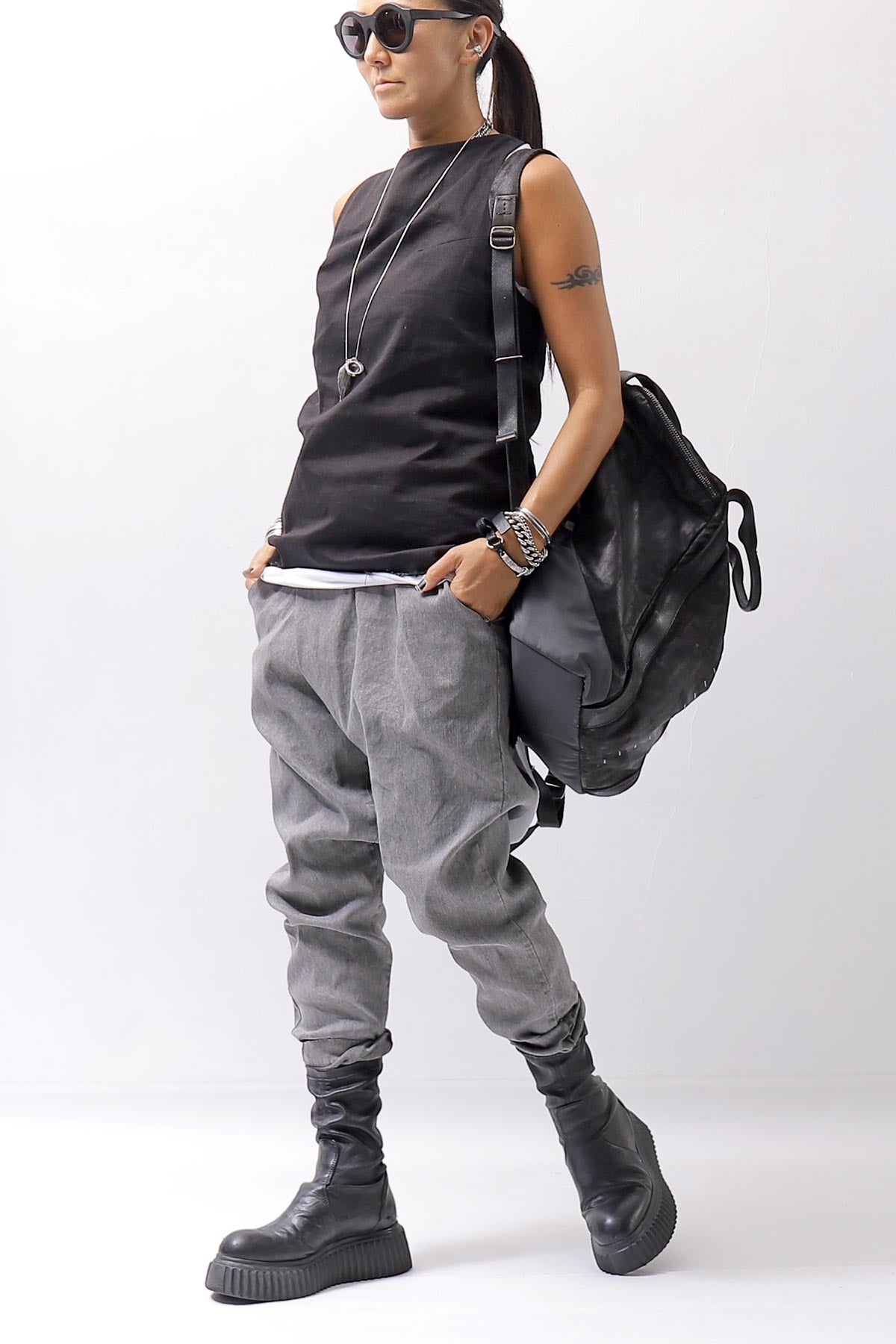 【Primordial is Primitive】 BACK CROSSED TANK TOP 413LS_BLACK