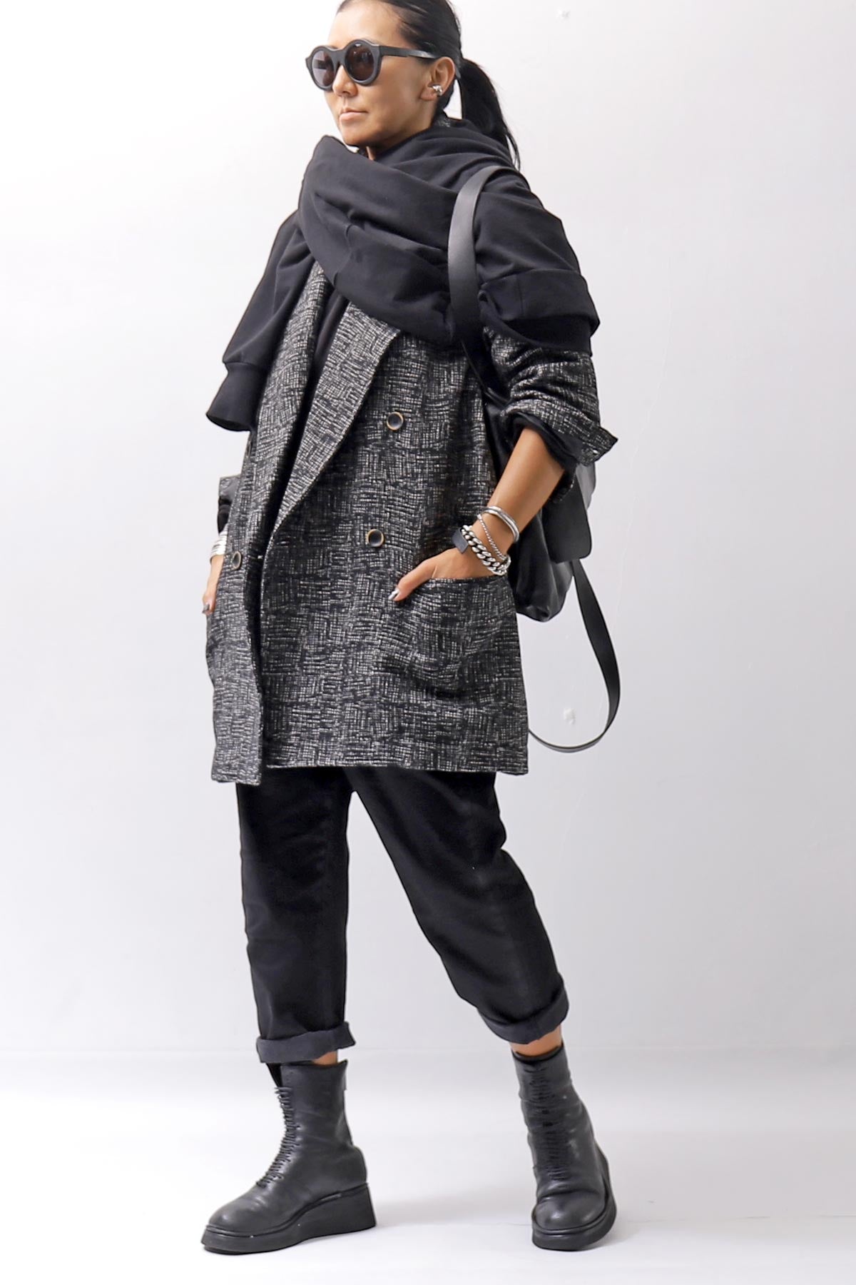 【NOSTRASANTISSIMA】 UNISEX OVERSIZED TWEED DOUBLE BUTTON JACKET J116_TWEED BLACK