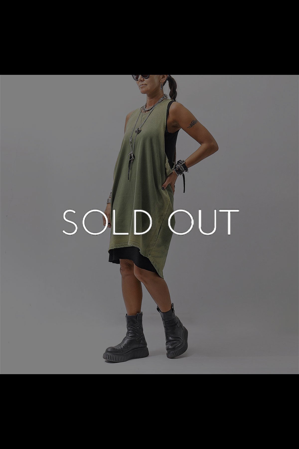 【NOSTRASANTISSIMA】 OPEN BACK LIGHT SWEAT COVER LONG TANK TOP M142_GREEN FADE
